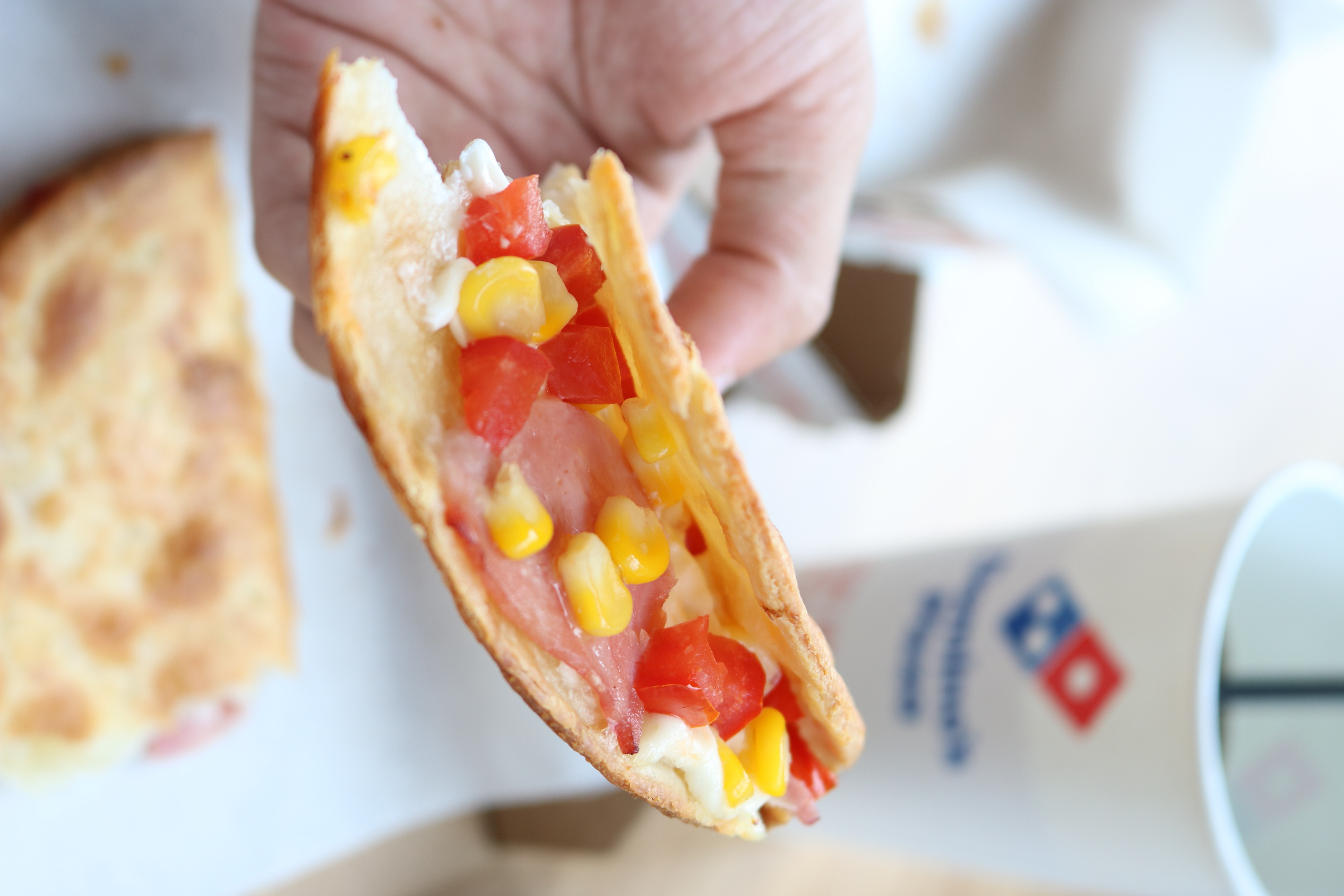 Domino’s Pizza anh 2