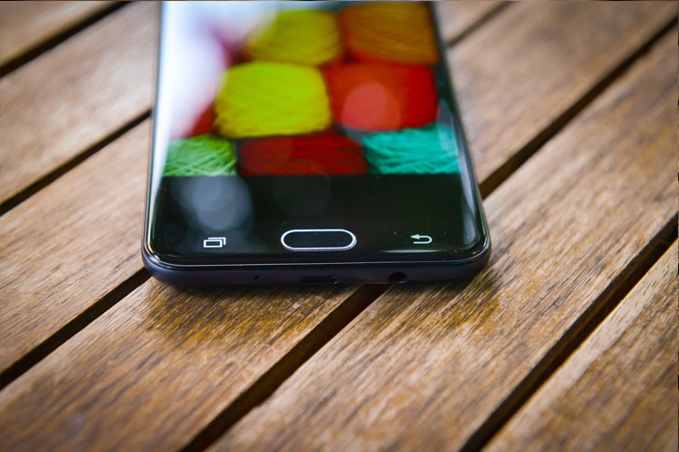 Samsung Galaxy J7 Prime, smartphone, Nguyễn Kim ảnh 3 Samsung Galaxy J7 Prime, smartphone, Nguyen Kim anh 3