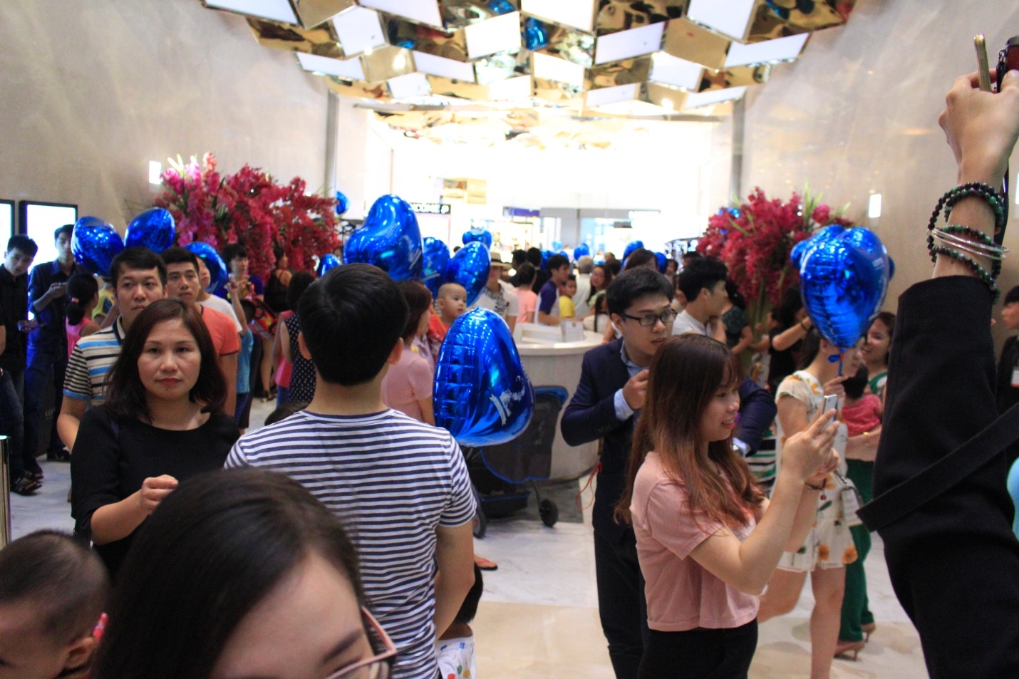 Lotte Department Store anh 8