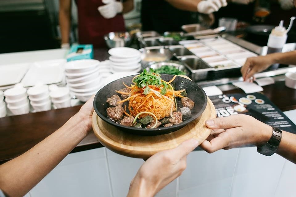 Nha hang Sizzlin' Steak khai truong chi nhanh 2 tai Sai Gon hinh anh