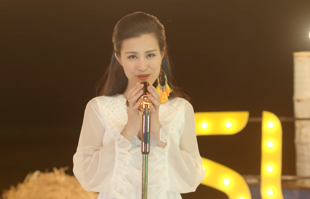 MV moi cua Dong Nhi dat gan 4 trieu luot xem sau 2 tuan hinh anh