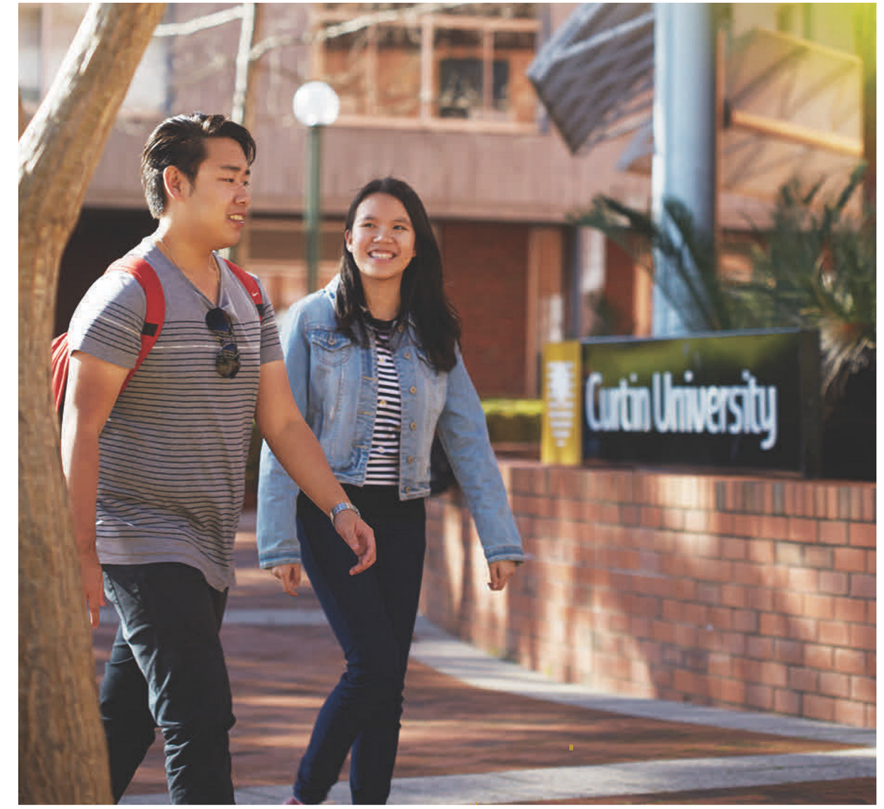 Tham du lop hoc mau nganh kinh doanh cua DH Curtin hinh anh