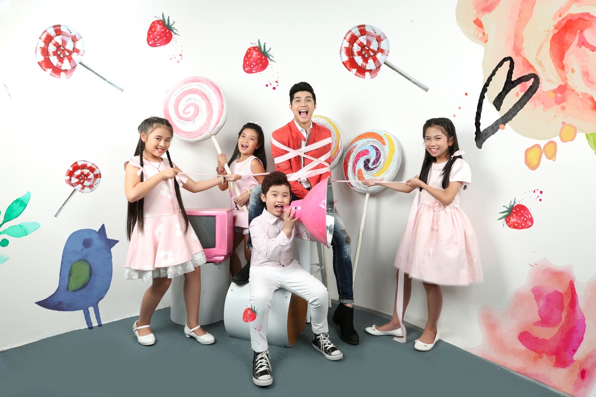 Ngoi nha banh keo lon nhat Viet Nam,  Noo Phuoc Thi anh 3