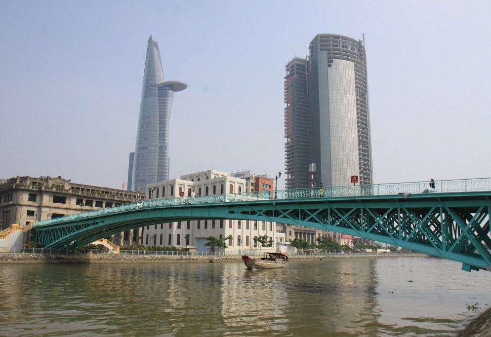 anh chup Sai Gon bang Samsung Galaxy A (2016) anh 1