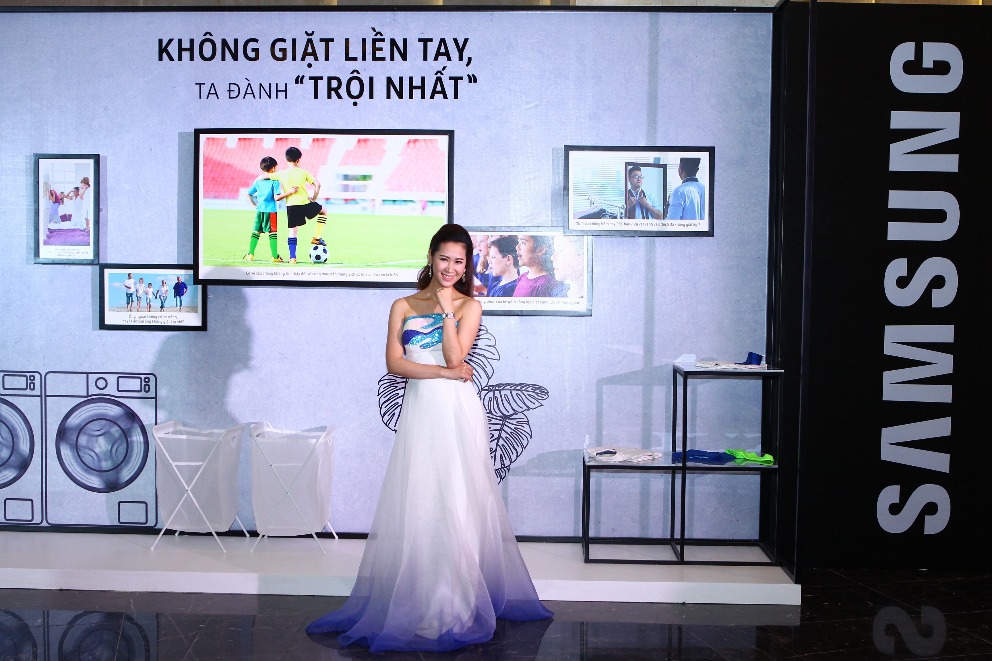 Hoa hau Thuy Lam dien dam xanh anh 3