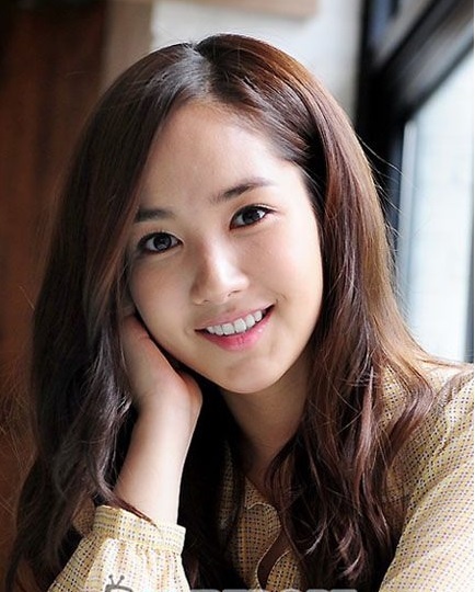 Benh vien tham my JW Han Quoc anh 1