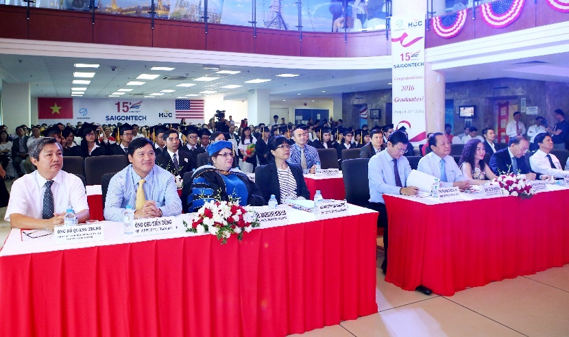 SaigonTech,  chuong trinh giao duc My tai Viet Nam anh 2