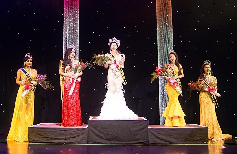 Hoa hau Quy ba Viet Nam The gioi 2016,  Mrs World 2 anh 2