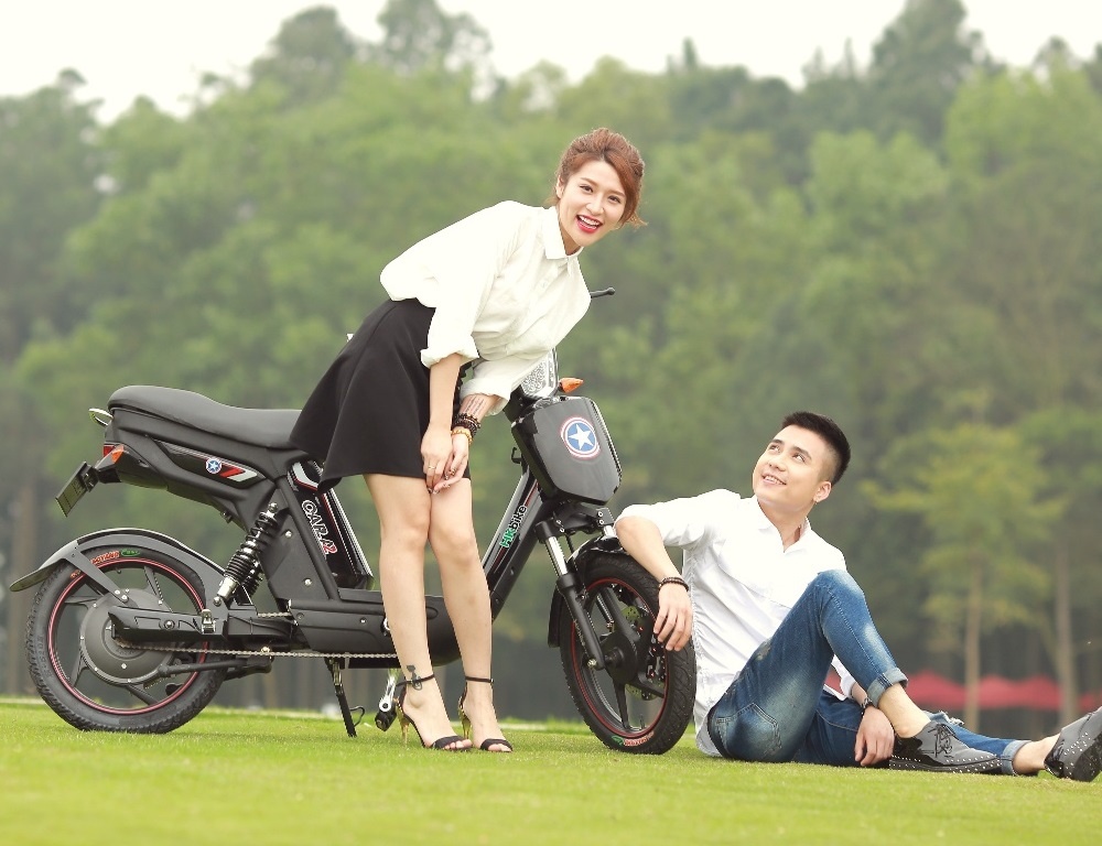 4 bi quyet giup ban tre noi bat giua dam dong hinh anh