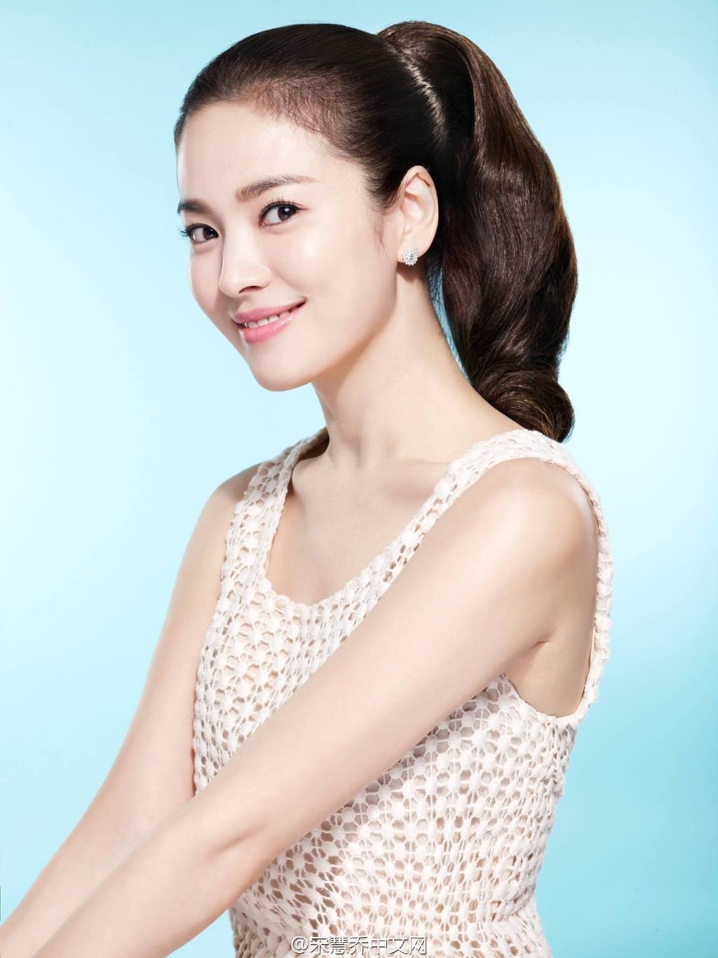 Benh vien tham my MEDIKA,  nang mui anh 1