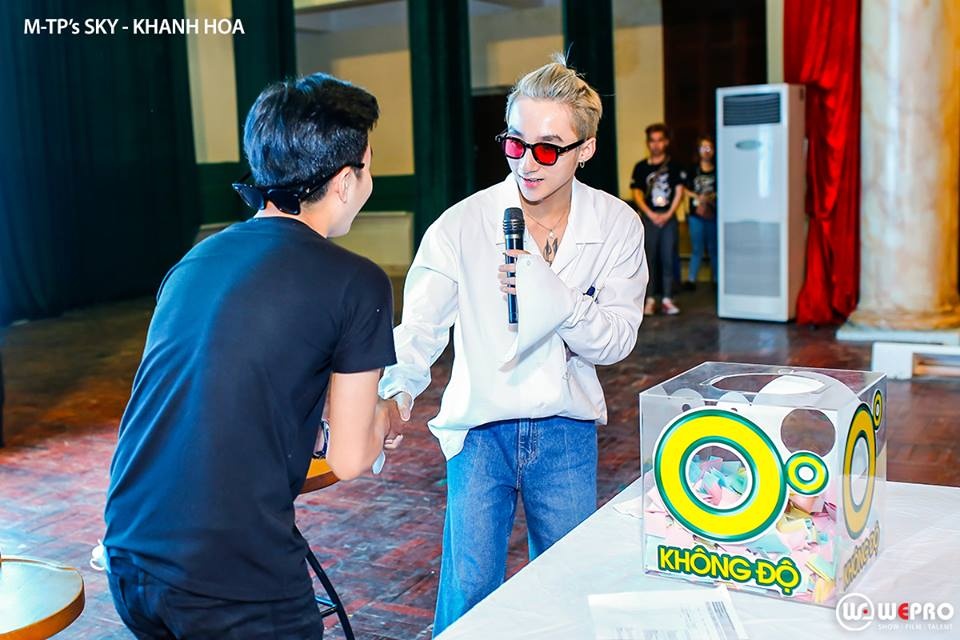 hop fan Son Tung M-TP anh 4