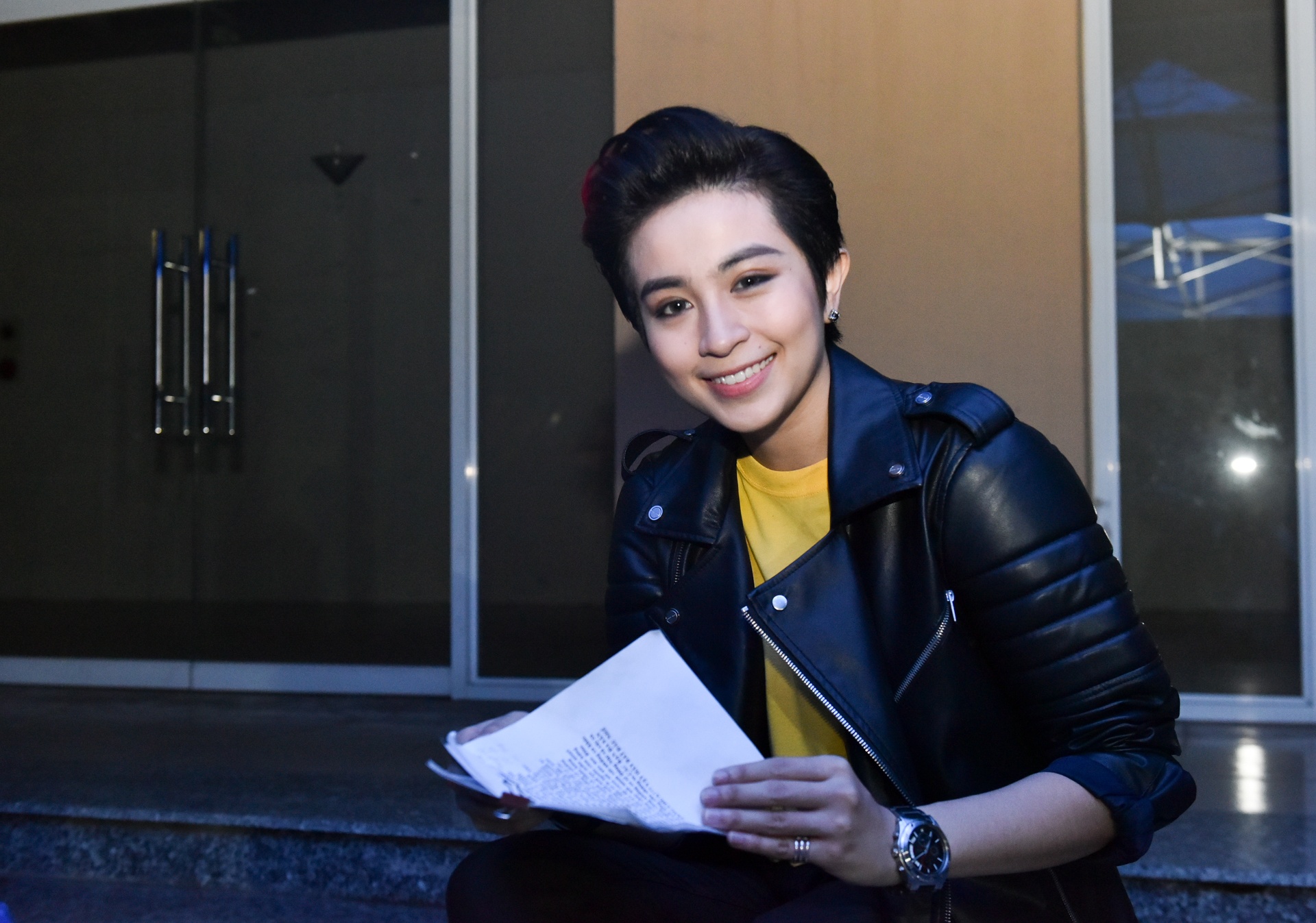 Dong Nhi cung tro cung Hello Yellow nhang nhit anh 6