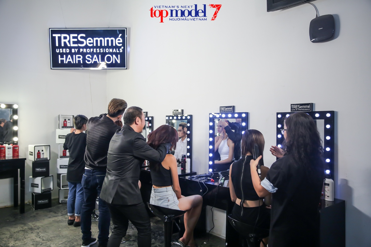 Vietnam’s Next Top Model 2016,  TRESemme anh 2