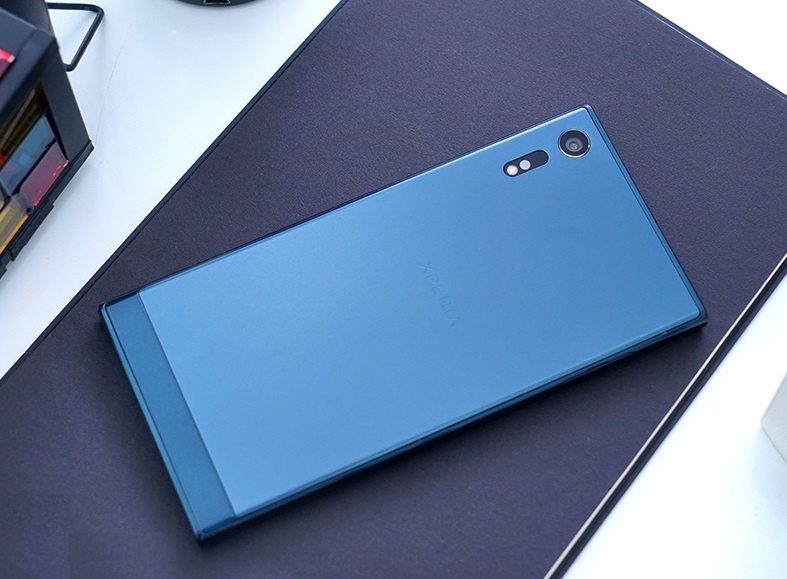 Dat truoc Xperia XZ, nhan qua 4,2 trieu dong va 100 TV Sony hinh anh