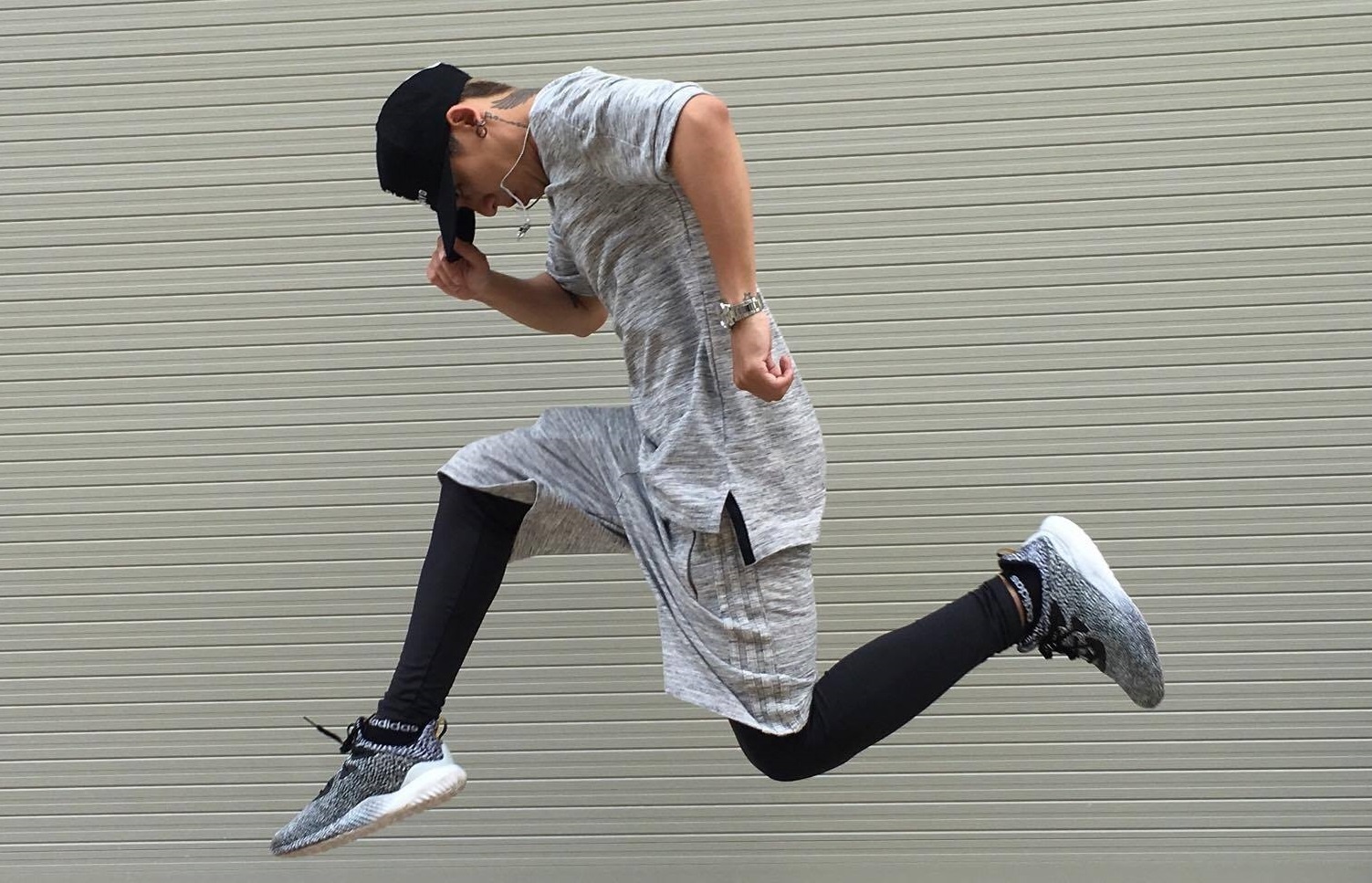 Gu chon giay the thao cua Tronie Ngo, Lincoln Thuc Linh hinh anh