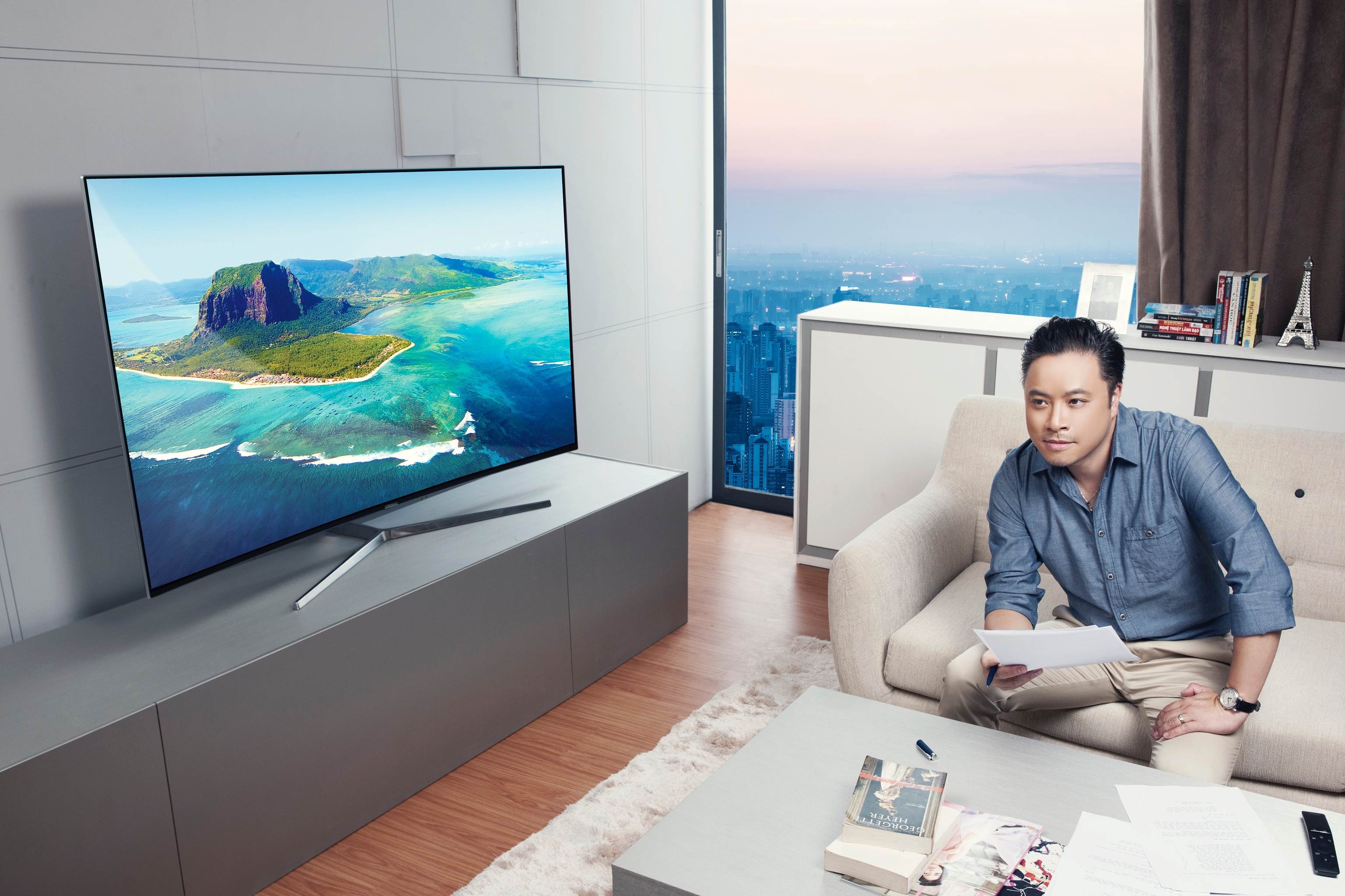 Samsung ung dung cong nghe Quantum Dot tren TV hinh anh