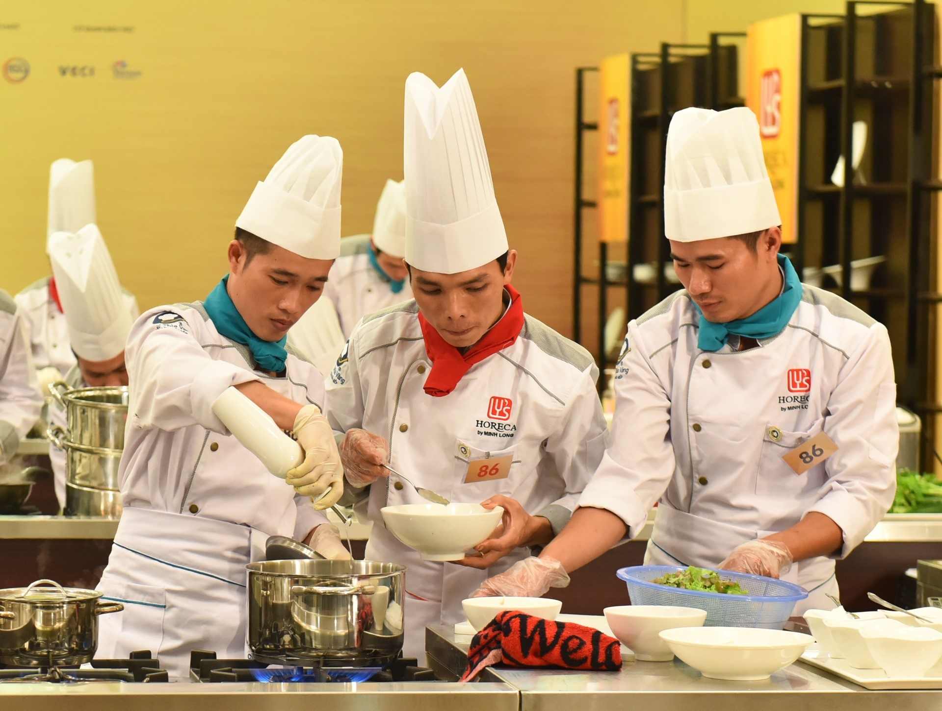 Chiếc thìa vàng 2016 ảnh 1 Chiec thia vang 2016 anh 1