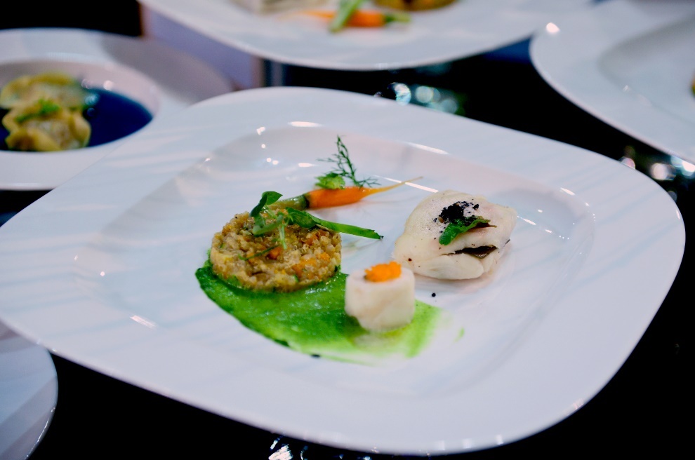 Chiec thia vang anh 3