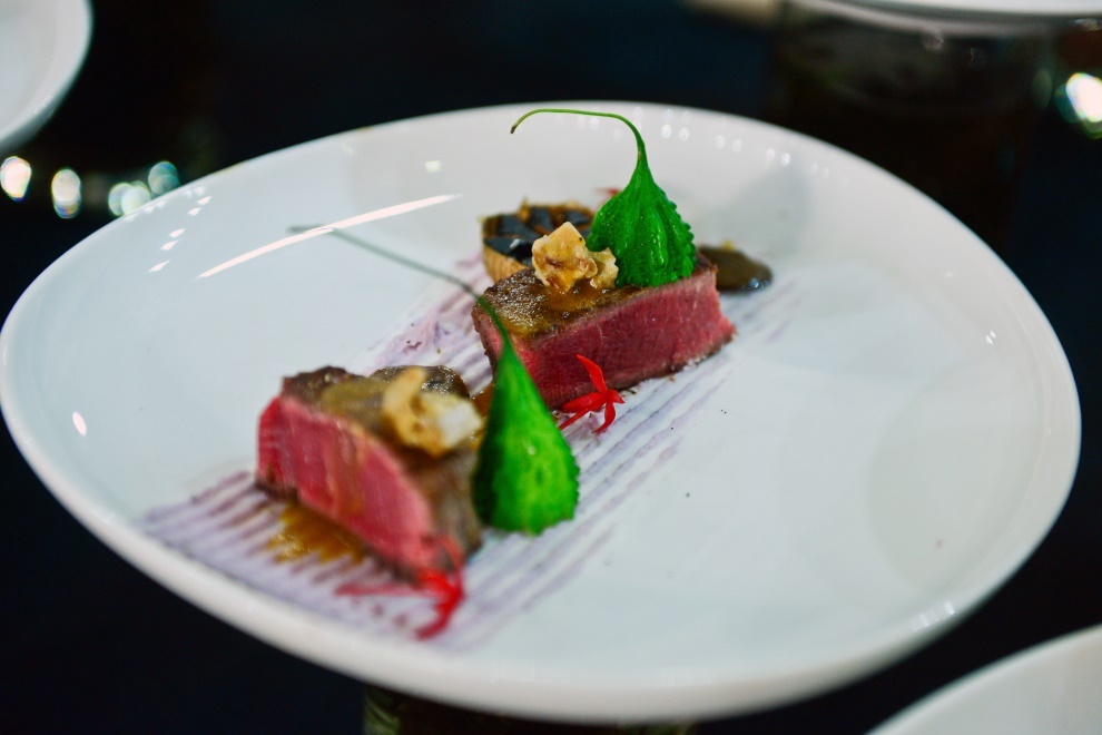 Chiec thia vang anh 6