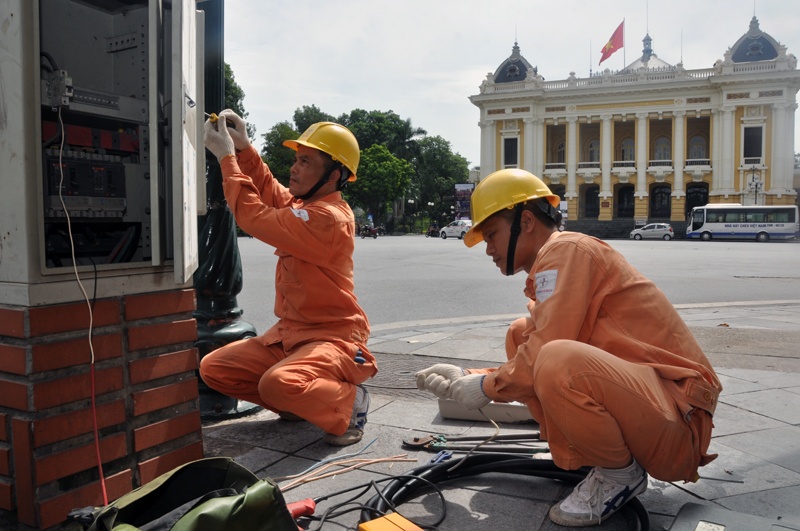 Dam bao dien phuc vu cac hoat dong ky niem giai phong thu do hinh anh
