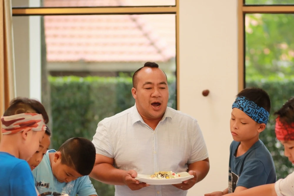 Hieu Hien,  Lotte - Cau thu nhi 2016 anh 1