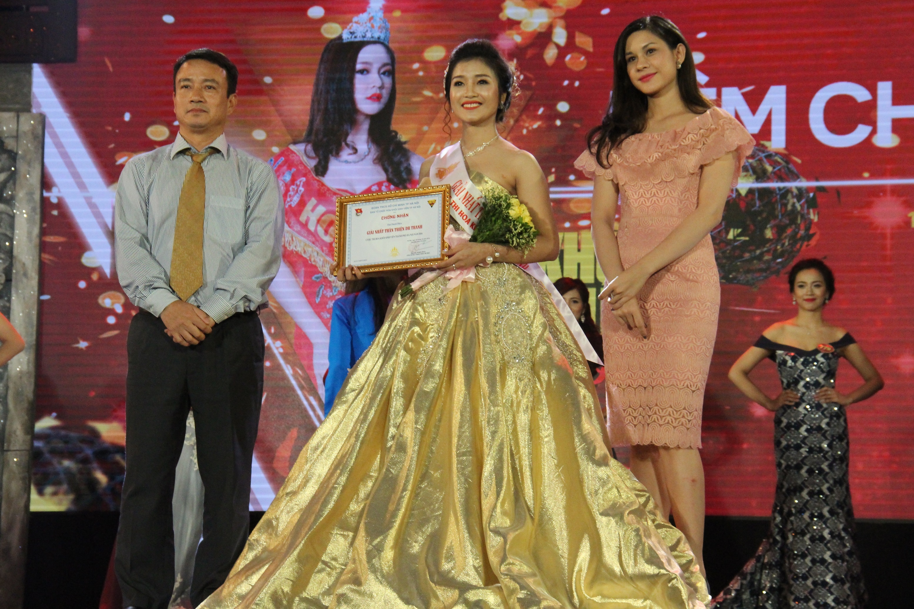 Tap doan Tan Hiep Phat,  Imiss Thang Long 2016 anh 5