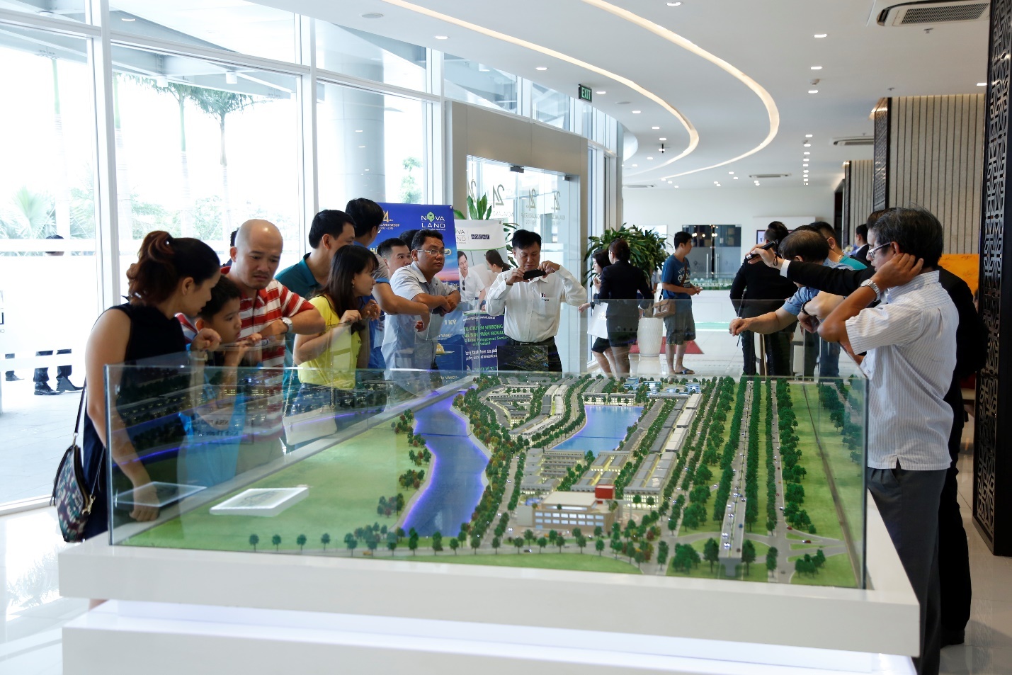 tour tham quan du an BDS anh 4