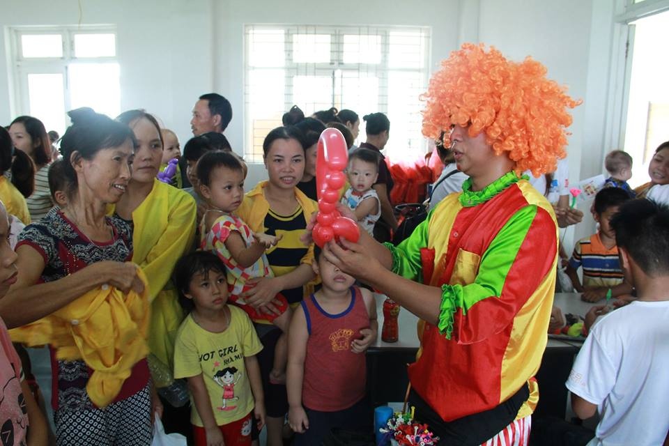 Ngay chu nhat cho em,  Tan Hiep Phat,  Tra thao moc anh 2