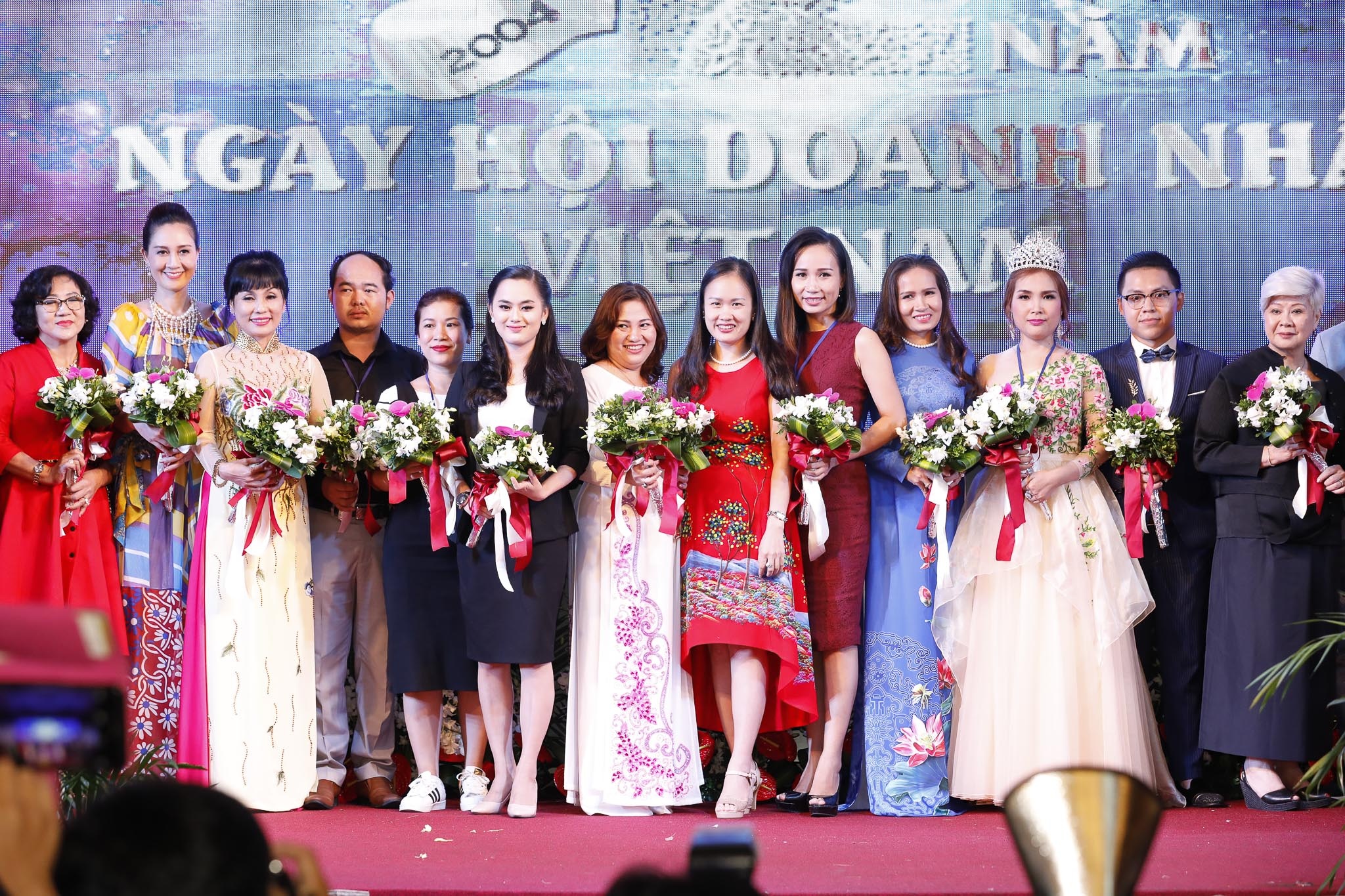 Ngay hoi Doanh nhan anh 2