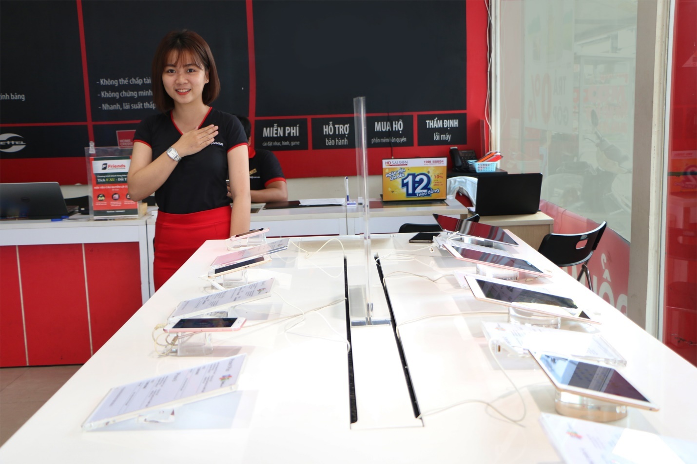 FPT Shop,  khuyen mai anh 1