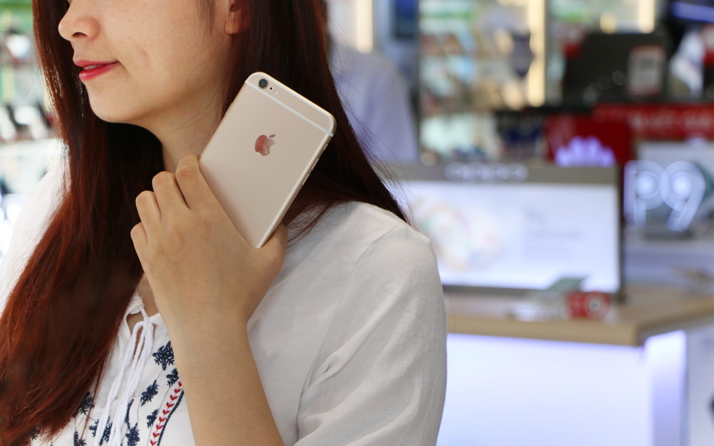 'Mua tao to bang gia tao nho' trong thang Apple tai FPT Shop hinh anh