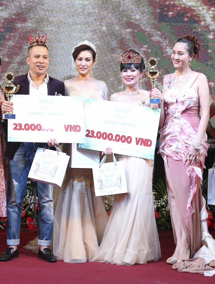 Dem hoi Doanh nhan anh 10