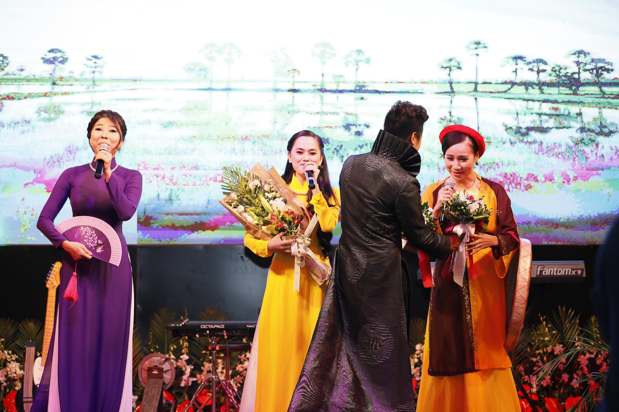 Dem hoi Doanh nhan anh 7