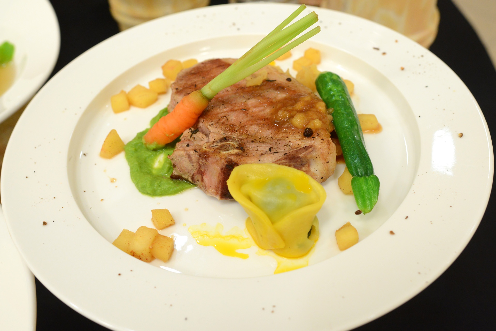 Chiec thia vang anh 2