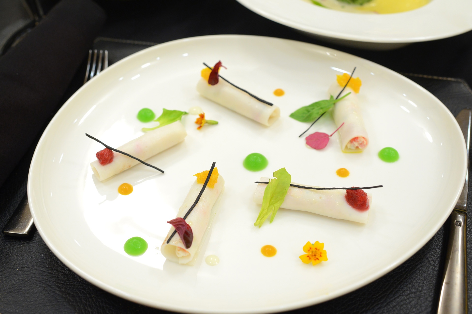 Chiec thia vang anh 3