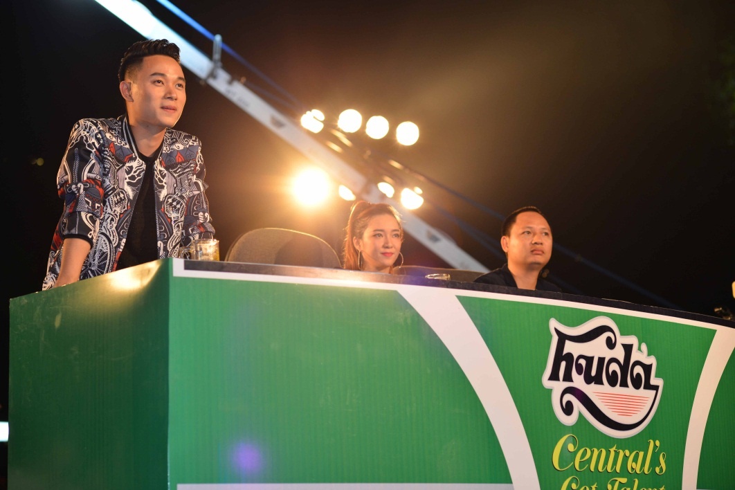 tro cung cua Truc Nhan thang cuoc thi am nhac anh 9