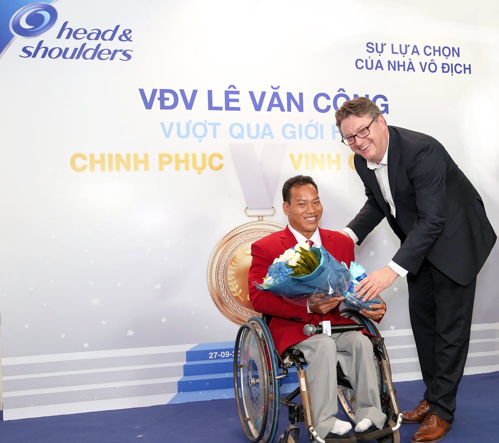 Head & Shoulders anh 3