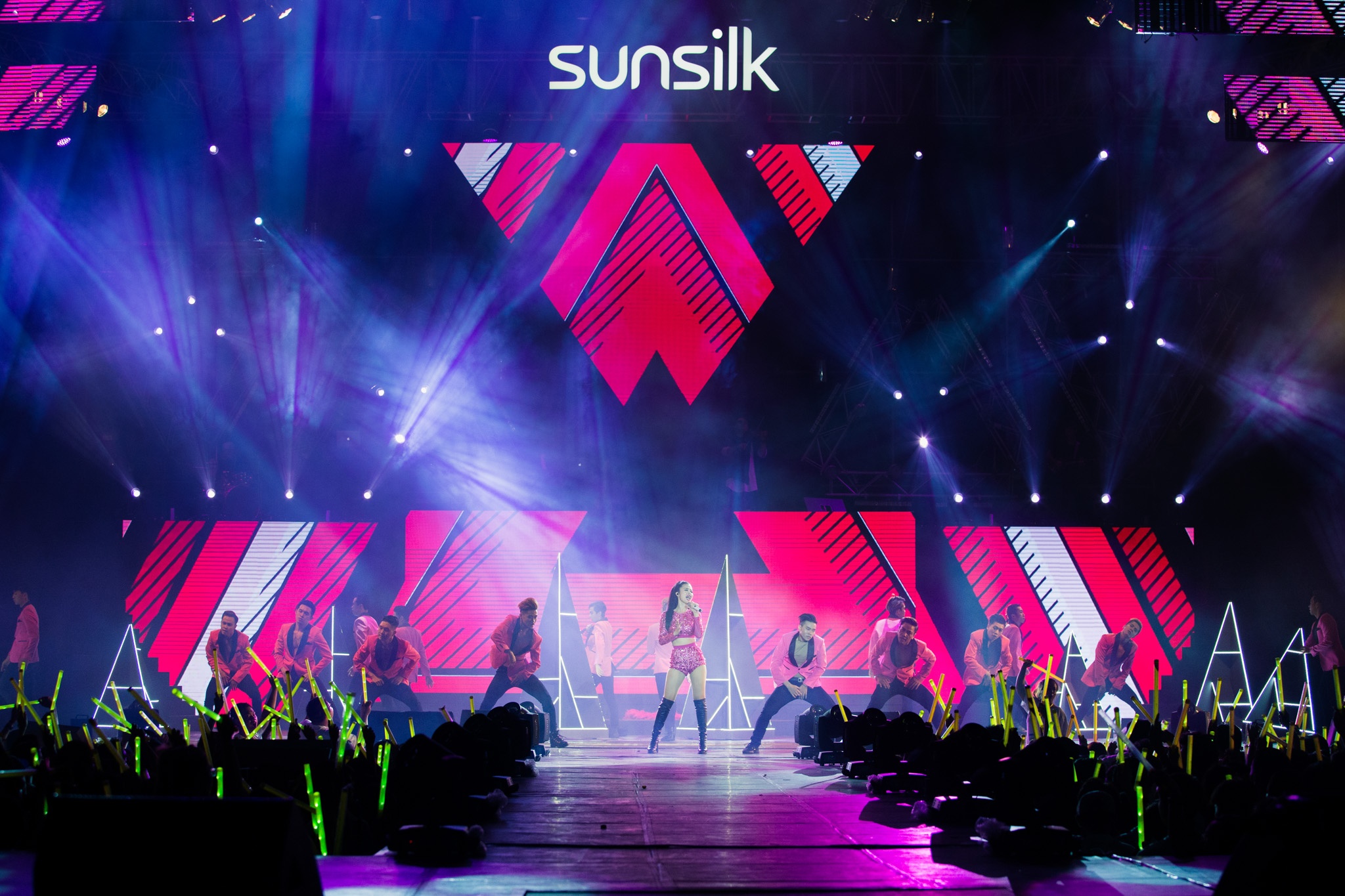 dong nhi va ong cao thang anh 3