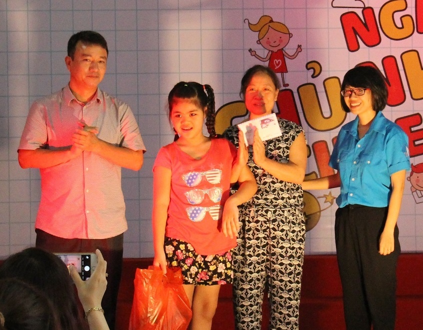 'Ngay chu nhat cho em' den voi Benh vien da khoa Dong Da hinh anh