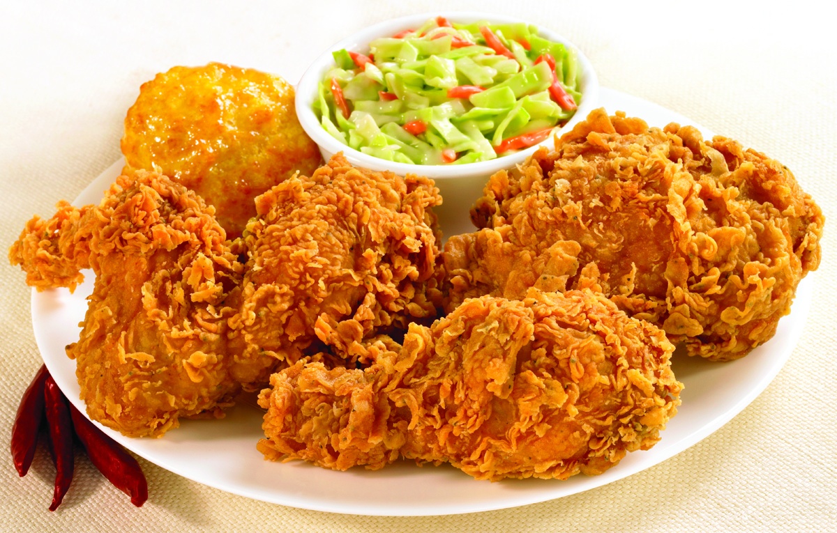 Nhung mon ngon tu ga nuoi nong trai hinh anh