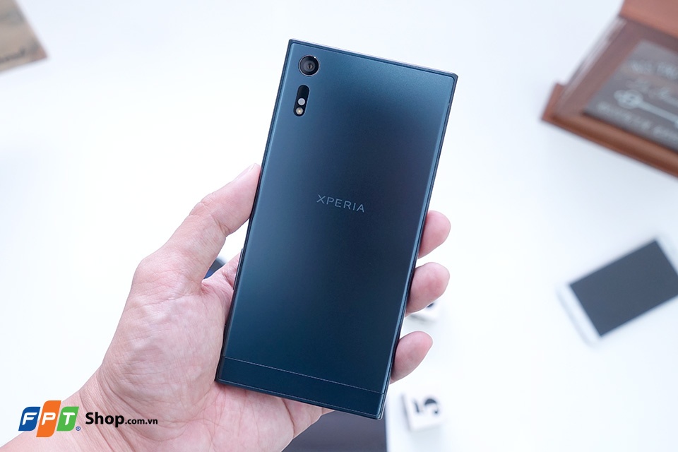Xperia XA Ultra,  Sony Xperia X,  Xperia XA,  FPT Sho anh 4