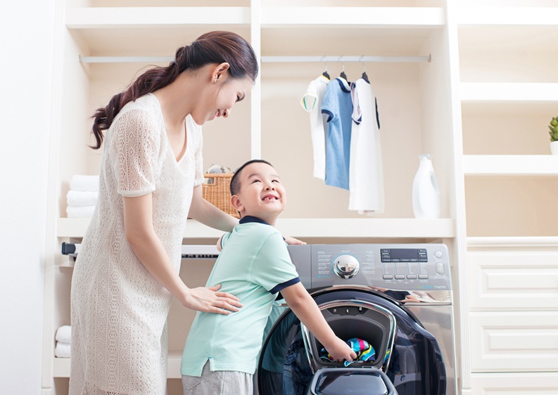 Hoa hau Thuy Lam: 'Lam me la cong viec chinh cua toi' hinh anh