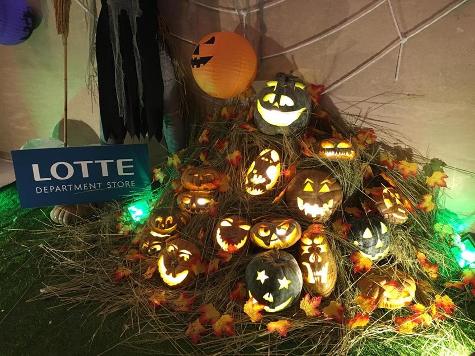 Lotte Department Store,  halloween anh 1