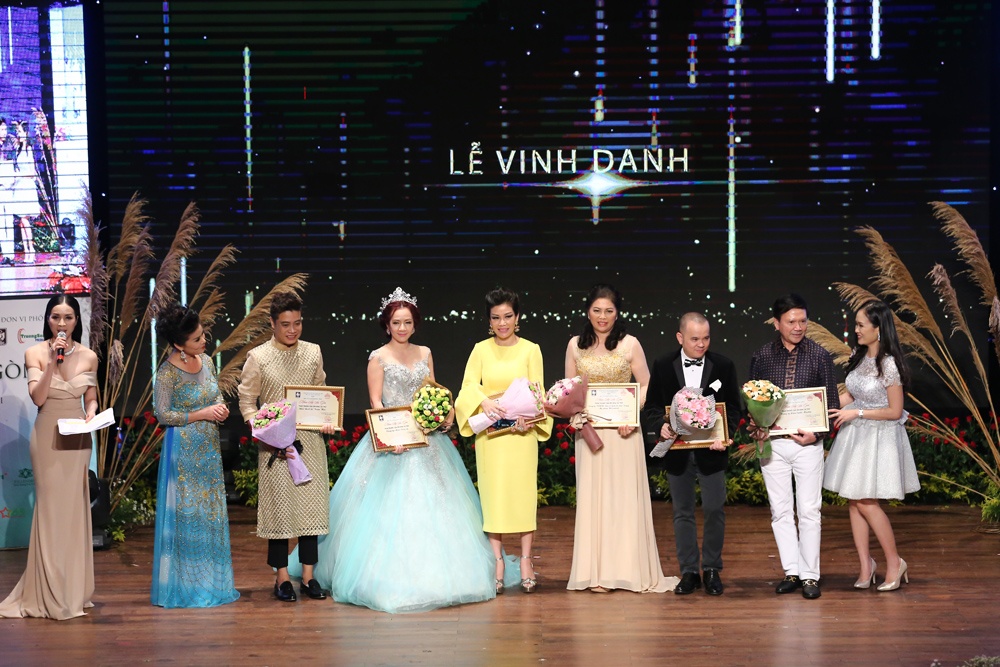 nu doanh nhan sac - tam - tai anh 2