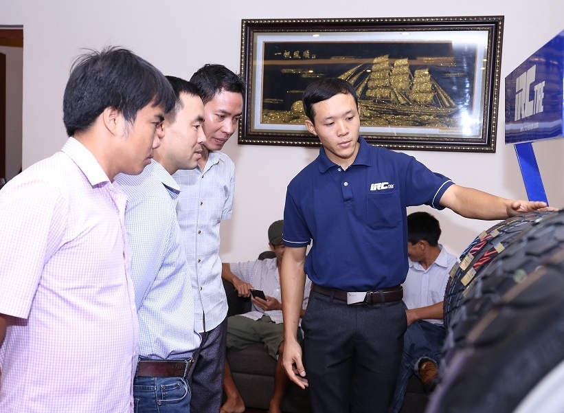 Lop IRC duoc hang xe may Honda Viet Nam lua chon hinh anh