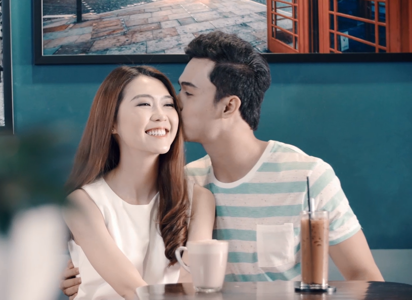 Cap doi sao Viet thich thu voi MV 'Sau tat ca' phien ban moi hinh anh