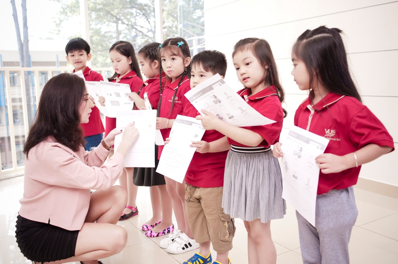 He thong Anh van Hoi Viet My anh 1