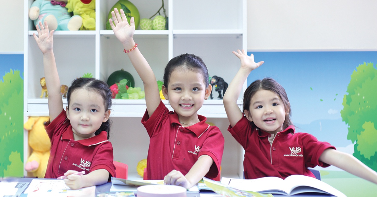 He thong Anh van Hoi Viet My anh 2