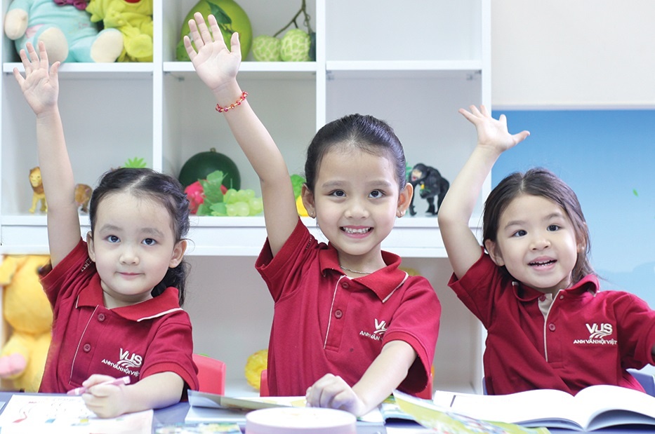 5 yeu to giup tre mau giao hoc tieng Anh hieu qua hinh anh