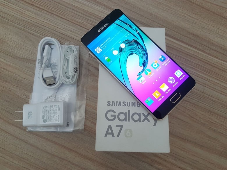 Mi Note,  Galaxy A7 2016,  Viettablet.com anh 4